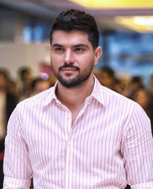 Cosmetic dental services in Delhi – smile makeover and whitening