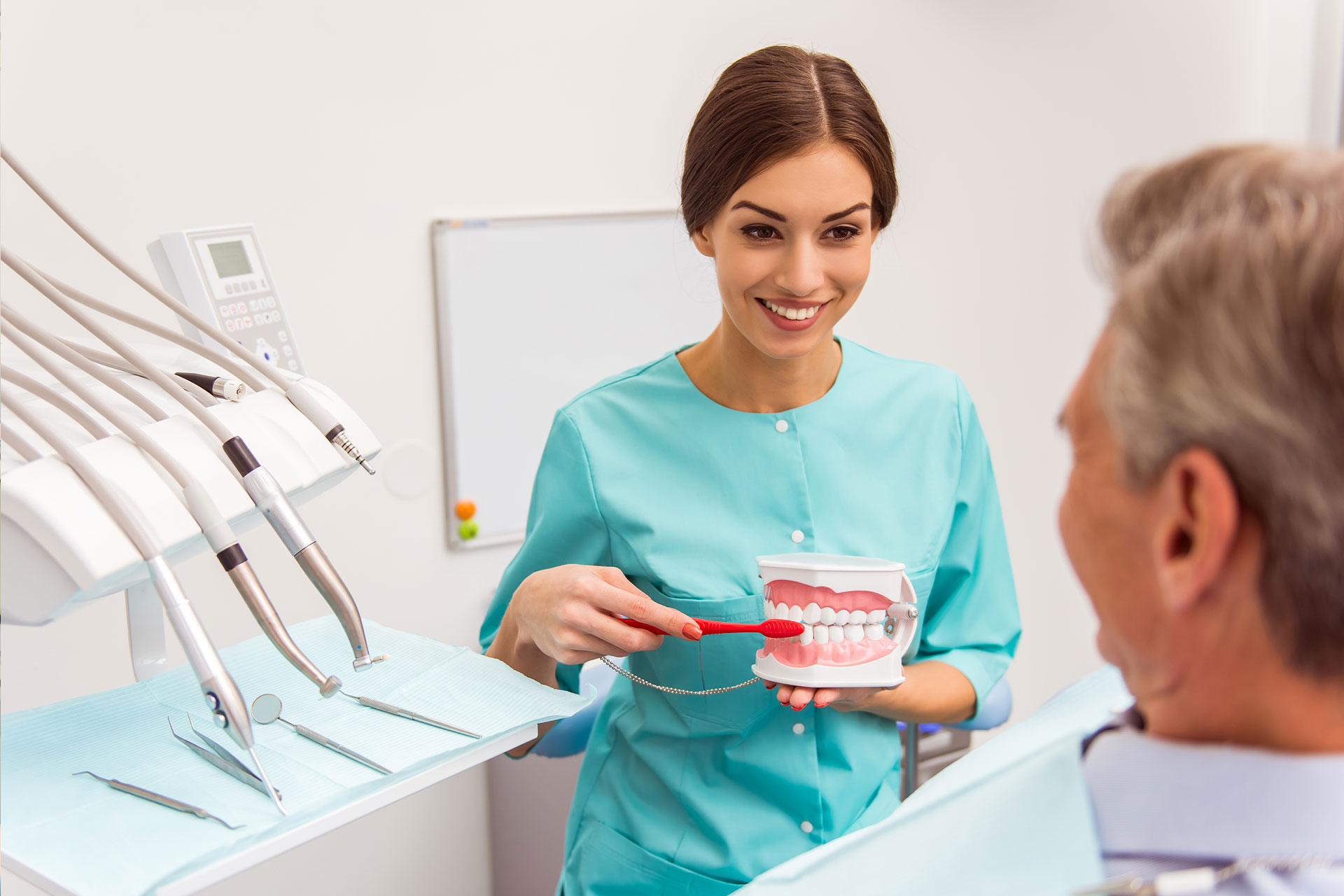 Advanced dental treatments in Delhi – implants and braces